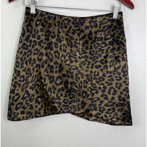 ZARA Satin Effect Leopard Animal Print Y2K Mini Skirt Women's Size Small - Picture 4 of 5